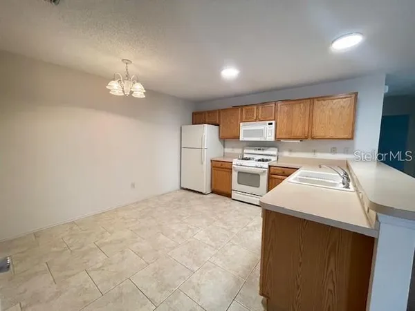 $1,850 | 2744 Collington Drive, The Villages, FL 32162
