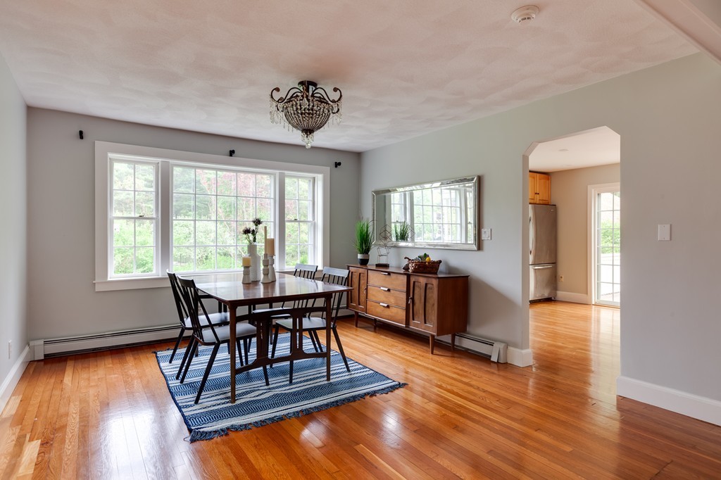 52 Merrow Road Lynnfield, MA 01940 - Photo 10 of 25 Gallery Image 10