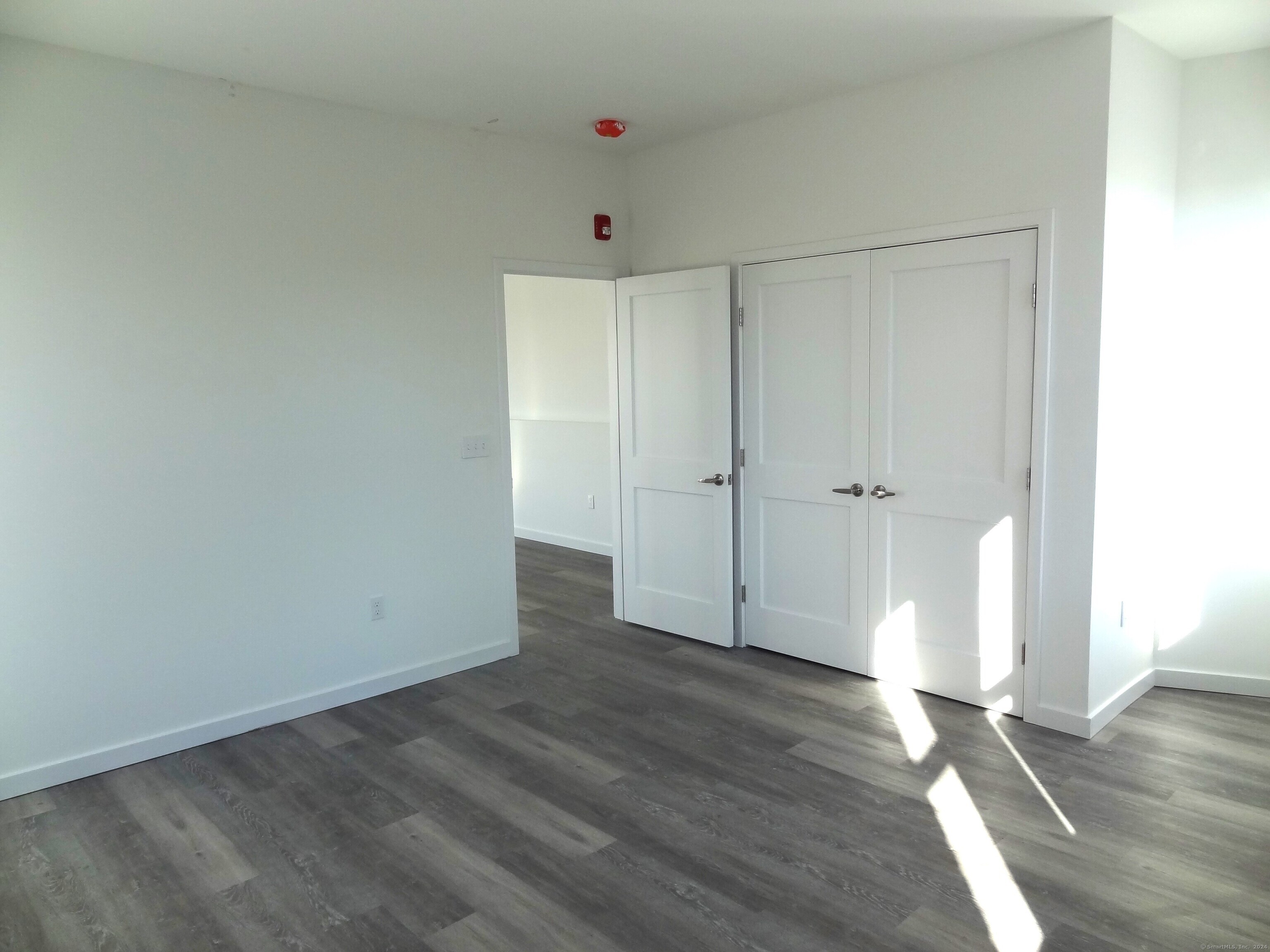 2806 Fairfield Avenue, Unit 307 Bridgeport, CT 06605 - Photo 7 of 24 a view of an empty room