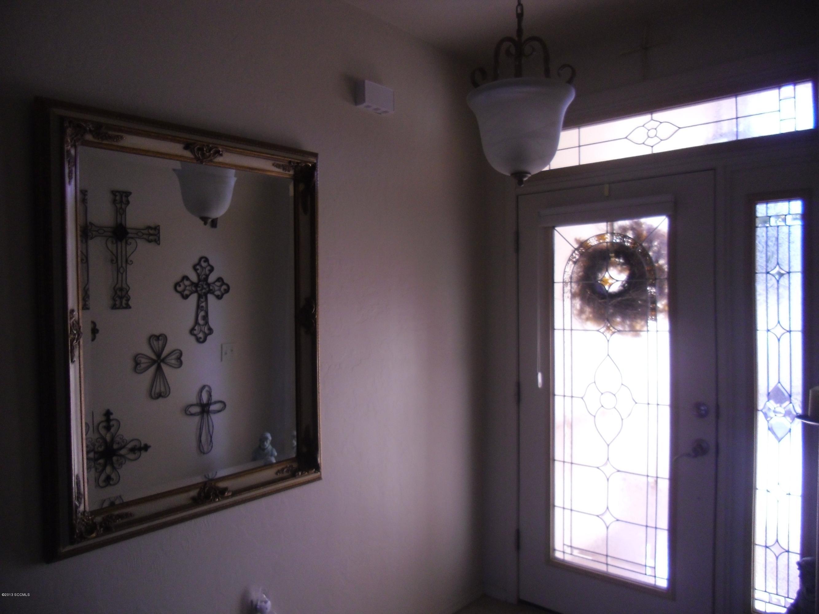942 Via Puebla Rio Rico, AZ 85648 - Photo 14 of 73 a bathroom with a bathtub and a shower