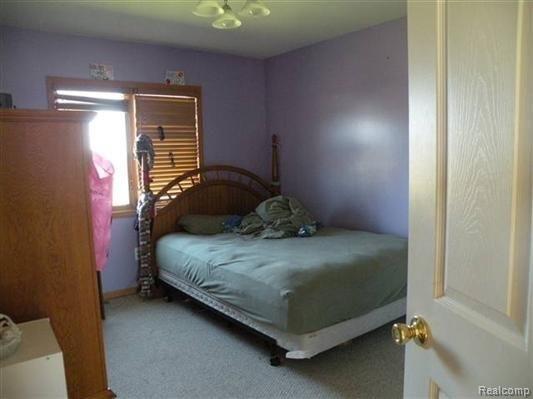 1888 Cornwell Road Memphis, MI 48041 - Photo 15 of 25 414.jpg