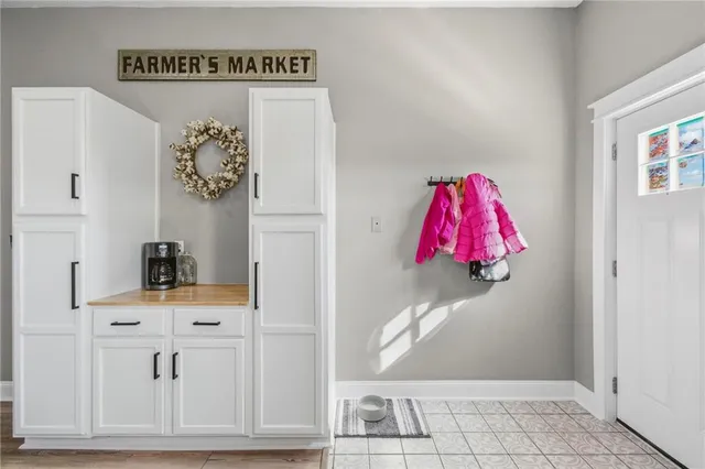 $525,000 | 8825 Northeast 312th Street, Cameron, MO 64429