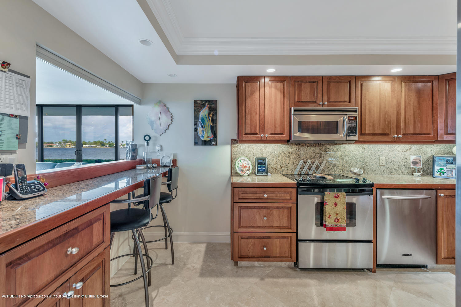 2150 Ibis Isle Road, Unit 2 Palm Beach, FL 33480 - Photo 17 of 23 2150 Ibis Isle Rd Unit 2 Palm-large-019-