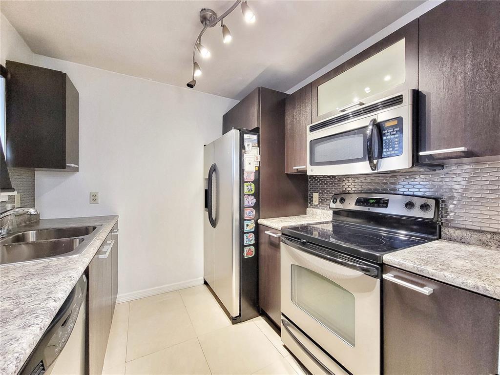 2360 Southwest Archer Road, Unit 101 Gainesville, FL 32608 - Photo 14 of 29