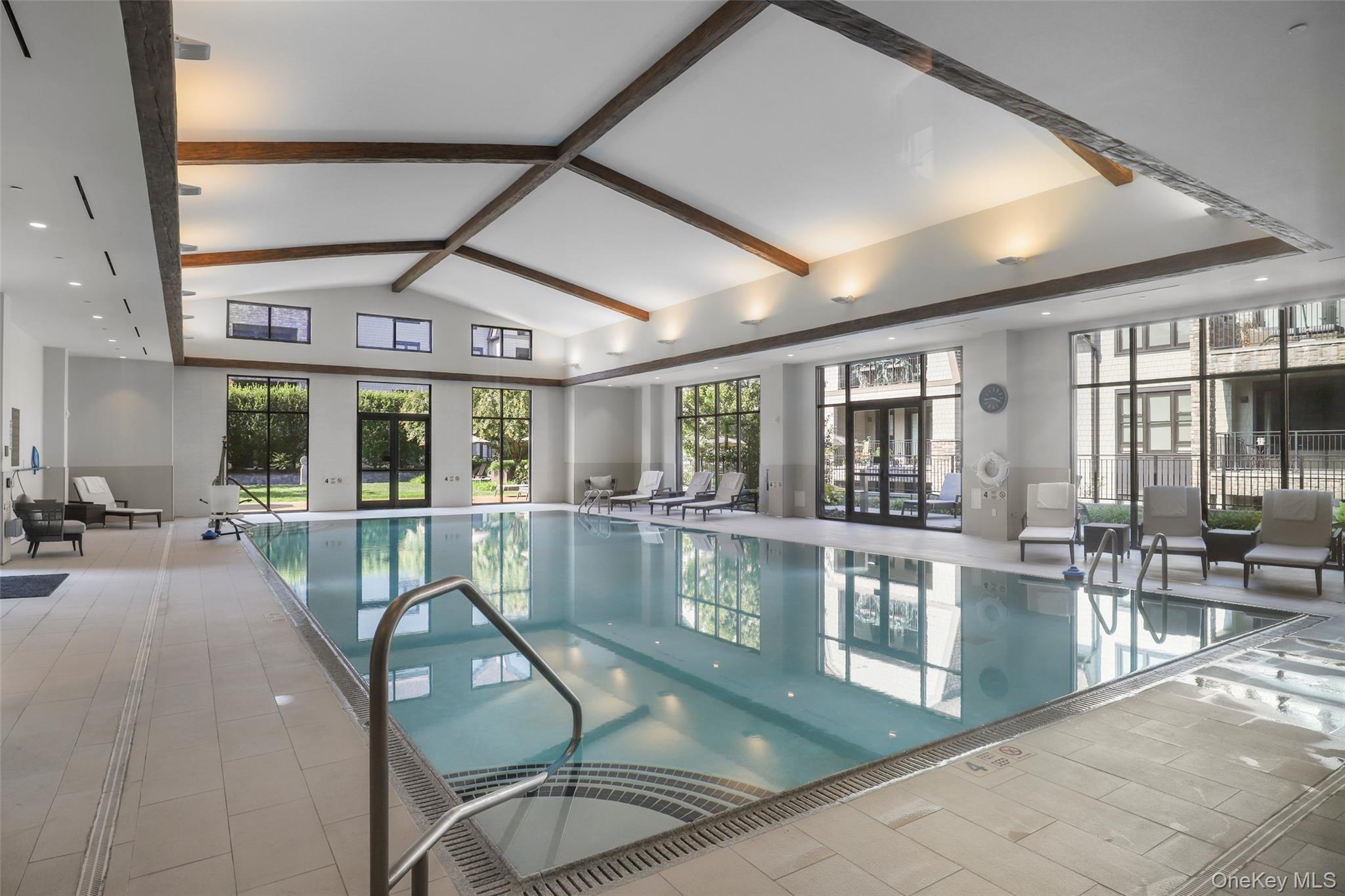 120 Old Post Road, Unit PHB301 Rye, NY 10580 - Photo 25 of 30 a room with lots of table and chairs