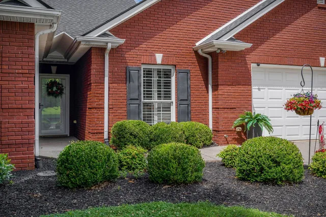 $599,900 | 225 Hickory Court, McMinnville, TN 37110