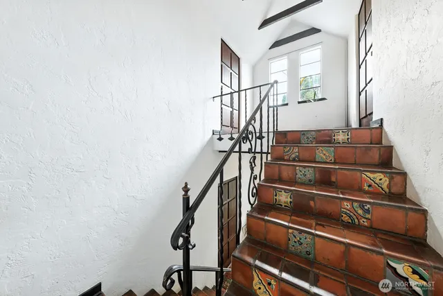 $799,950 | 1106 Northeast 42nd Street, Unit 19, Seattle, WA 98105