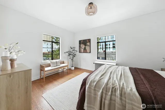 $799,950 | 1106 Northeast 42nd Street, Unit 19, Seattle, WA 98105