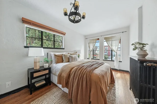 $799,950 | 1106 Northeast 42nd Street, Unit 19, Seattle, WA 98105