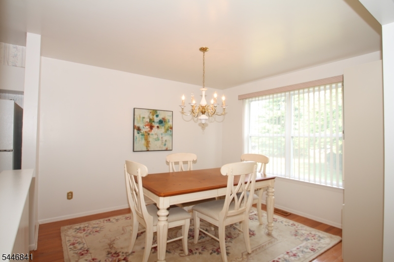 27 Gracie Road East Hanover, NJ 07936 - Photo 5 of 17