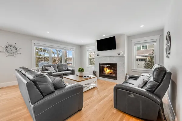 $1,799,999 | 6 B Stanwood Point, Unit B, Gloucester, MA 01930