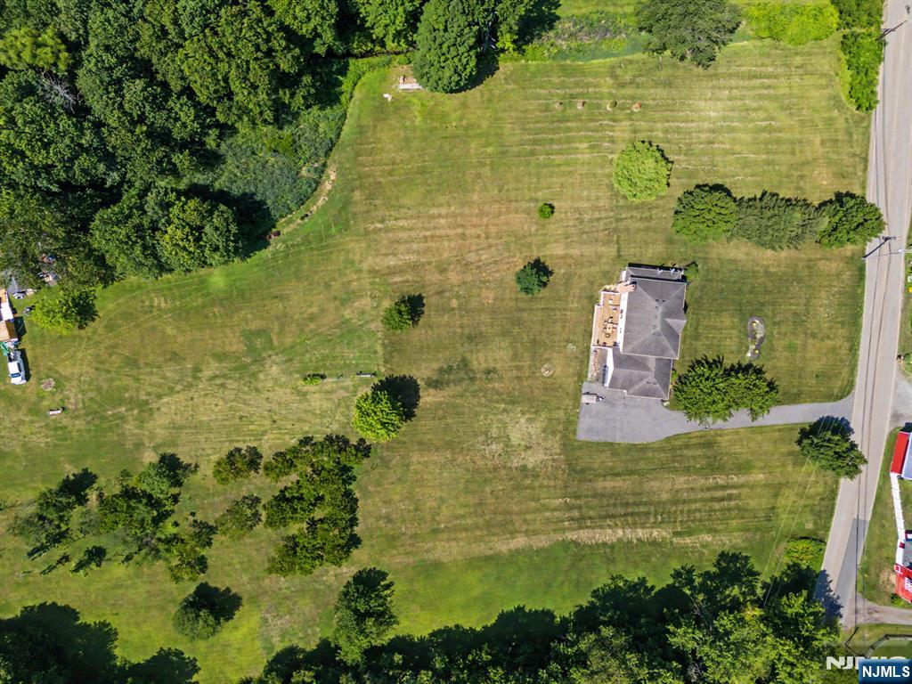 460 Shades Of Death Road Andover, NJ 07821 - Photo 39 of 47
