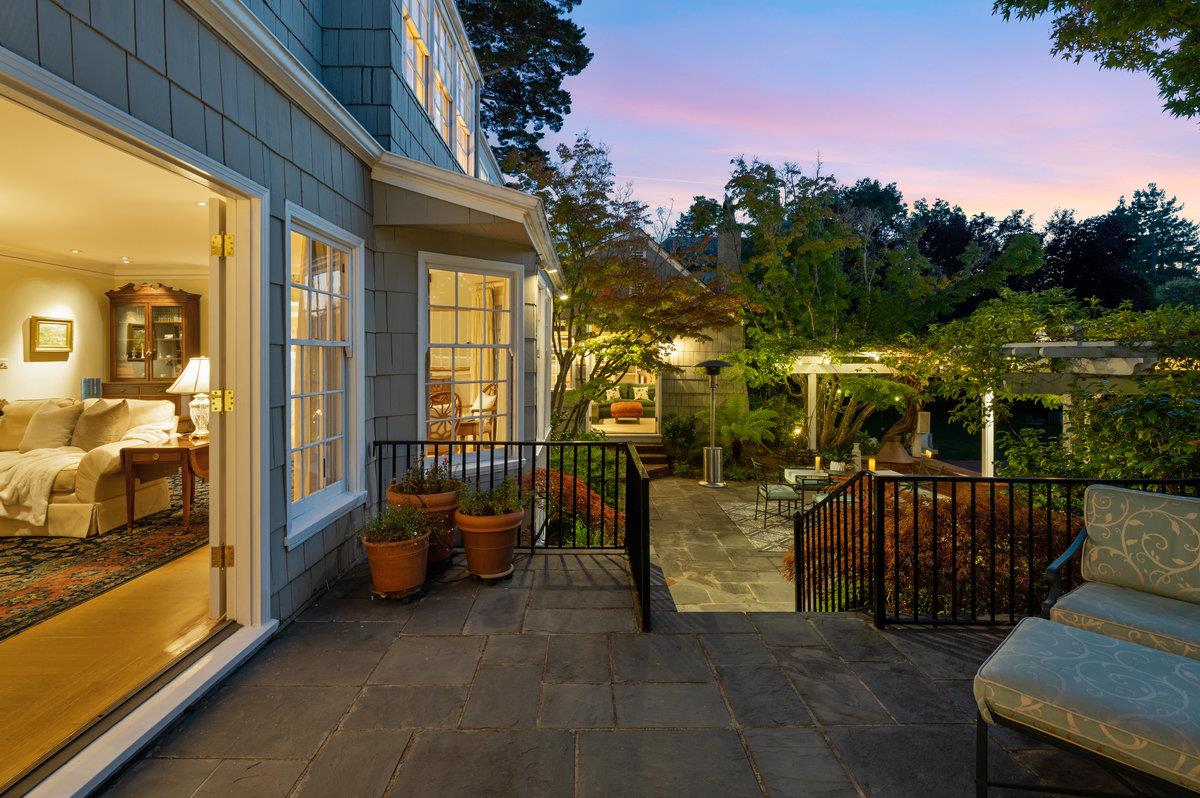 539 Edgewood Road San Mateo, CA 94402 - Photo 15 of 68 Gallery Image 15