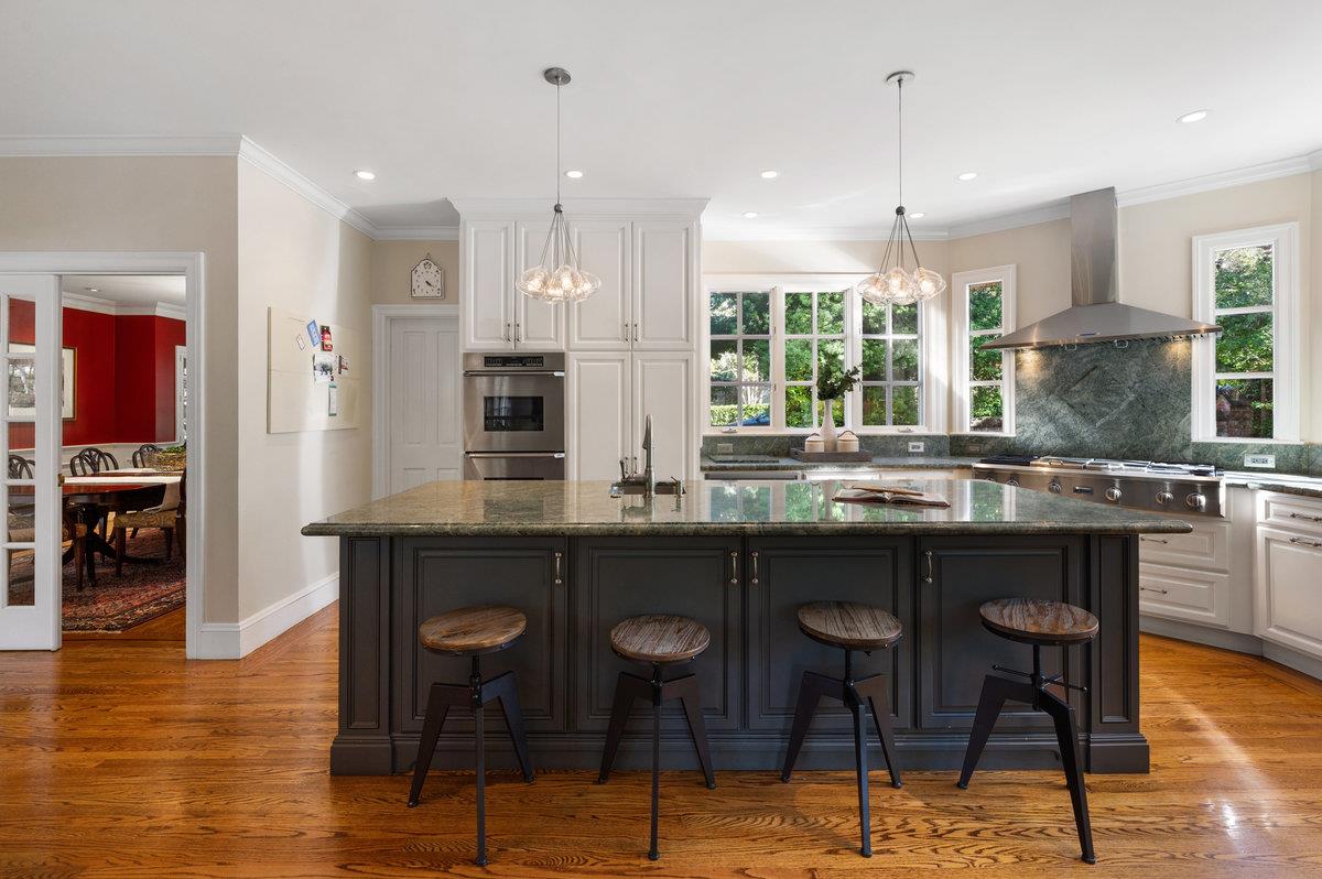 539 Edgewood Road San Mateo, CA 94402 - Photo 17 of 68 Gallery Image 17