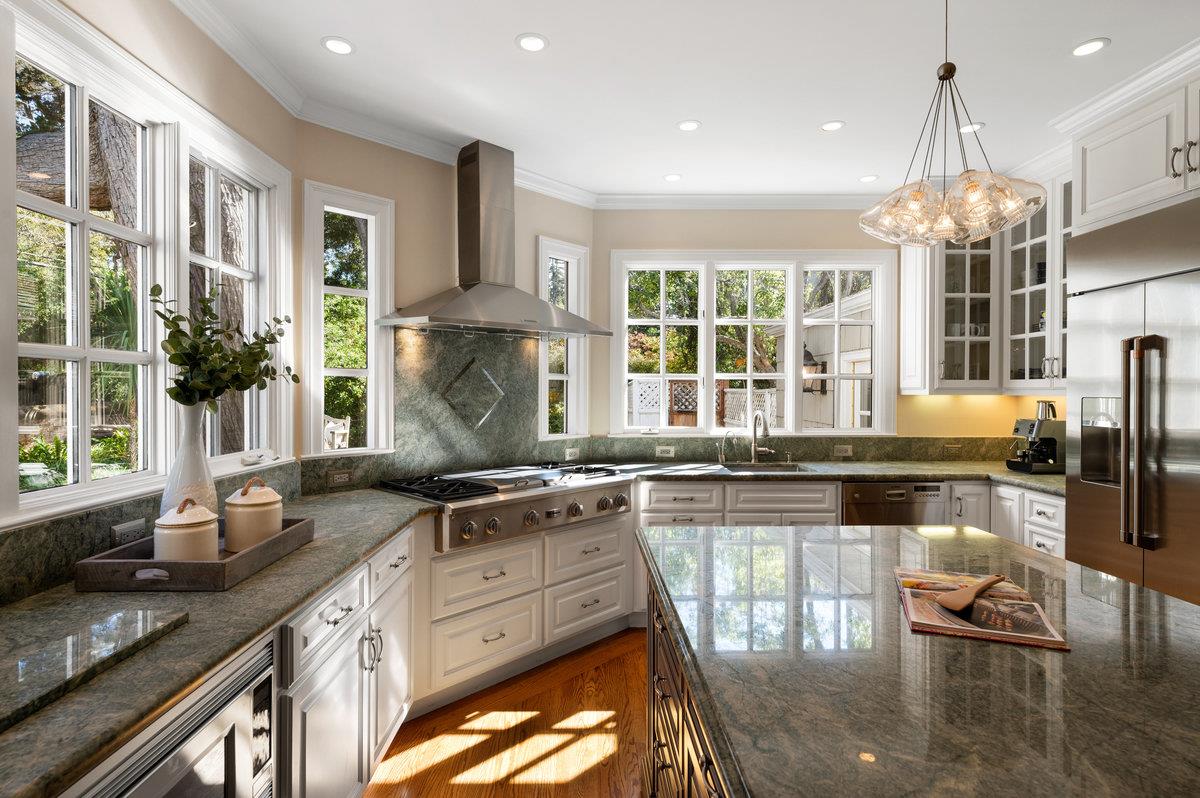 539 Edgewood Road San Mateo, CA 94402 - Photo 19 of 68 Gallery Image 19