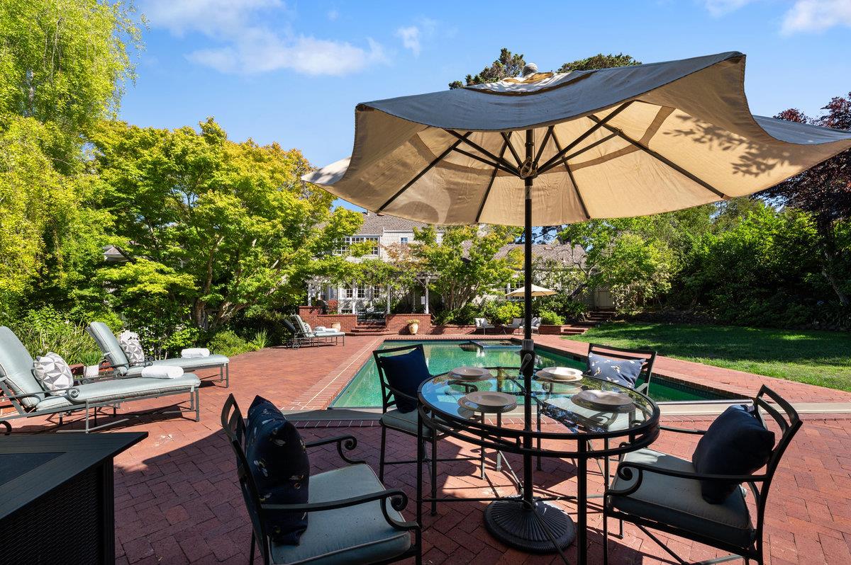 539 Edgewood Road San Mateo, CA 94402 - Photo 35 of 68 Gallery Image 35