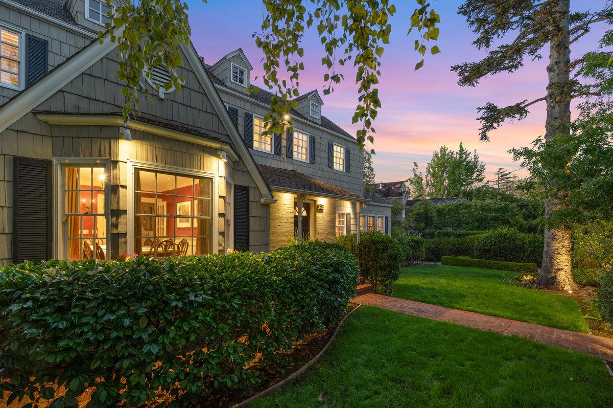 539 Edgewood Road San Mateo, CA 94402 - Photo 4 of 68 Gallery Image 4