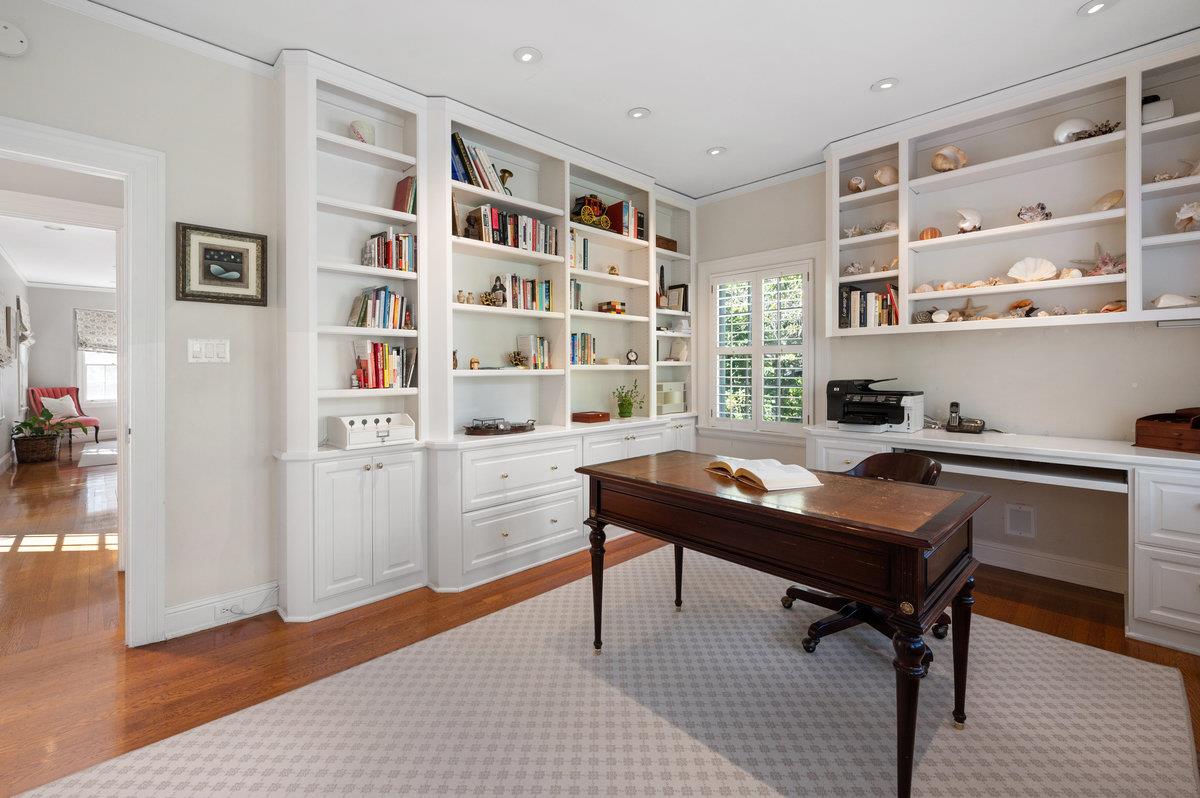 539 Edgewood Road San Mateo, CA 94402 - Photo 50 of 68 Gallery Image 50