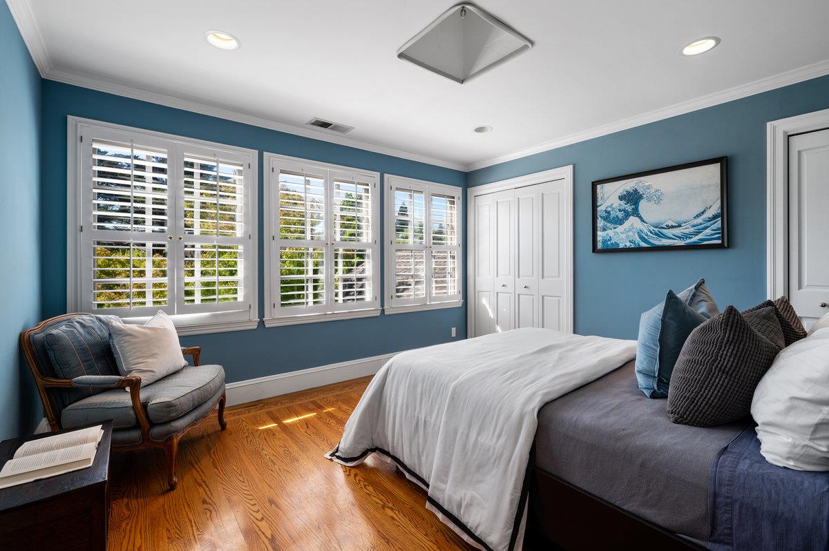 539 Edgewood Road San Mateo, CA 94402 - Photo 54 of 68 Gallery Image 54