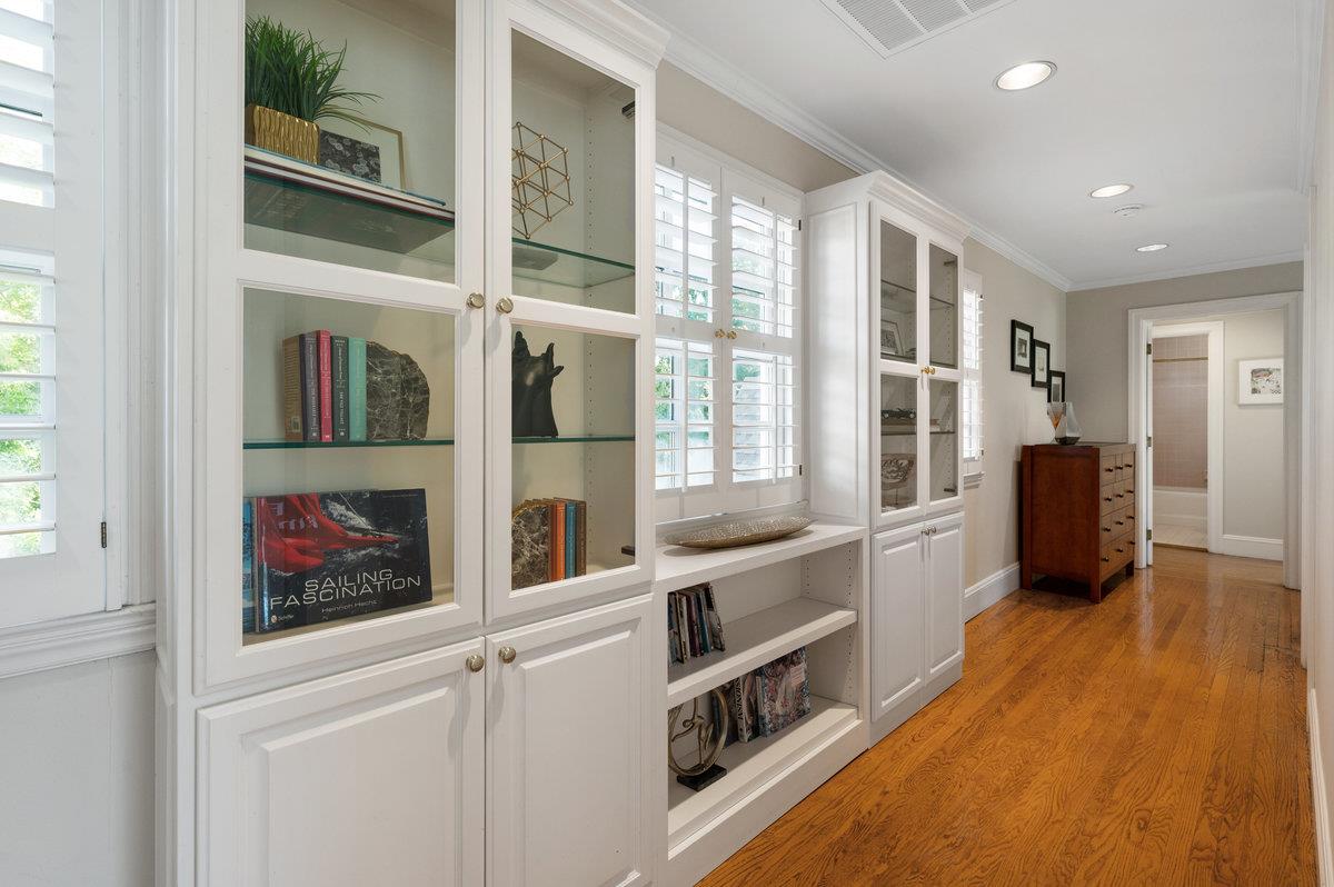 539 Edgewood Road San Mateo, CA 94402 - Photo 56 of 68 Gallery Image 56