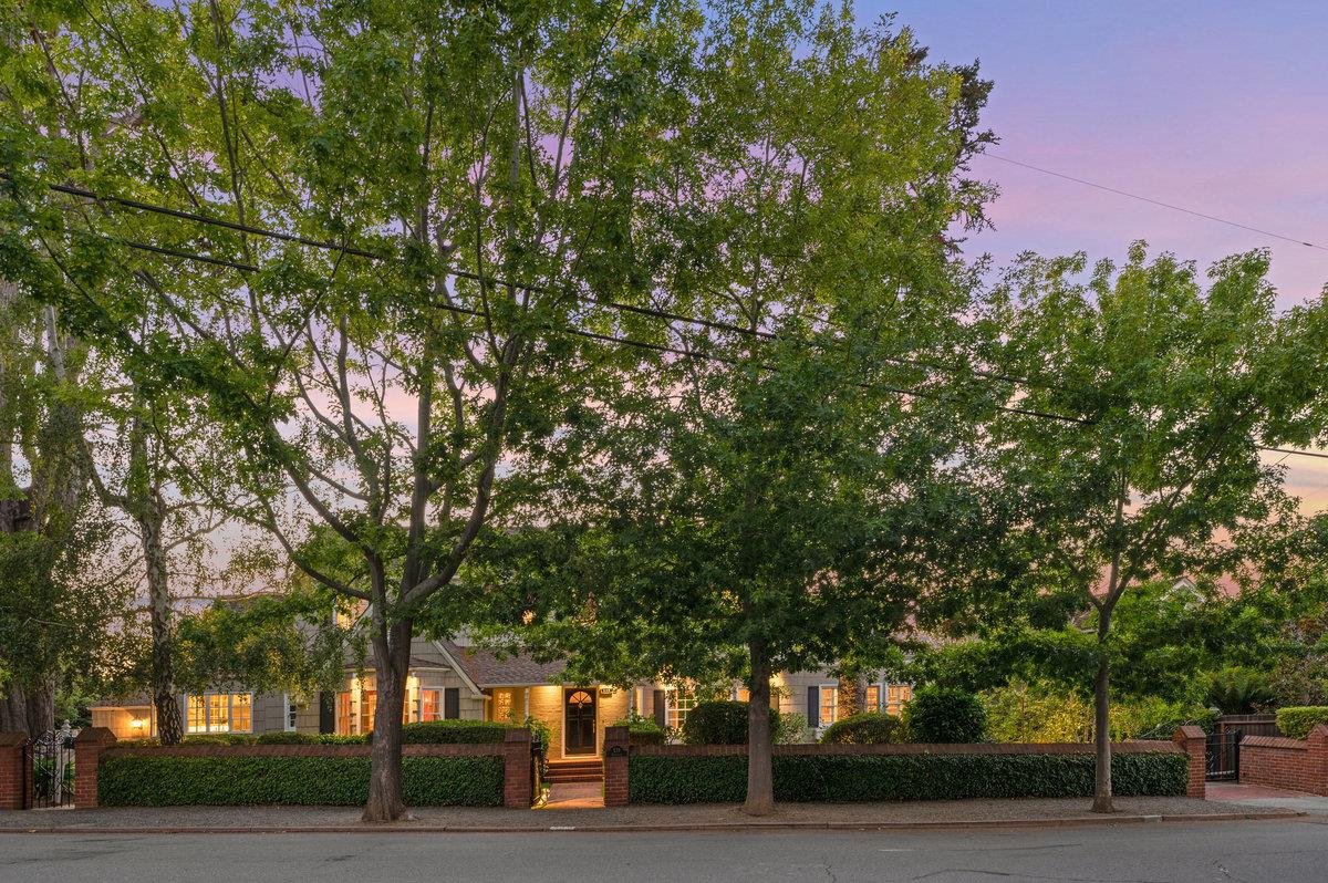 539 Edgewood Road San Mateo, CA 94402 - Photo 64 of 68 Gallery Image 64