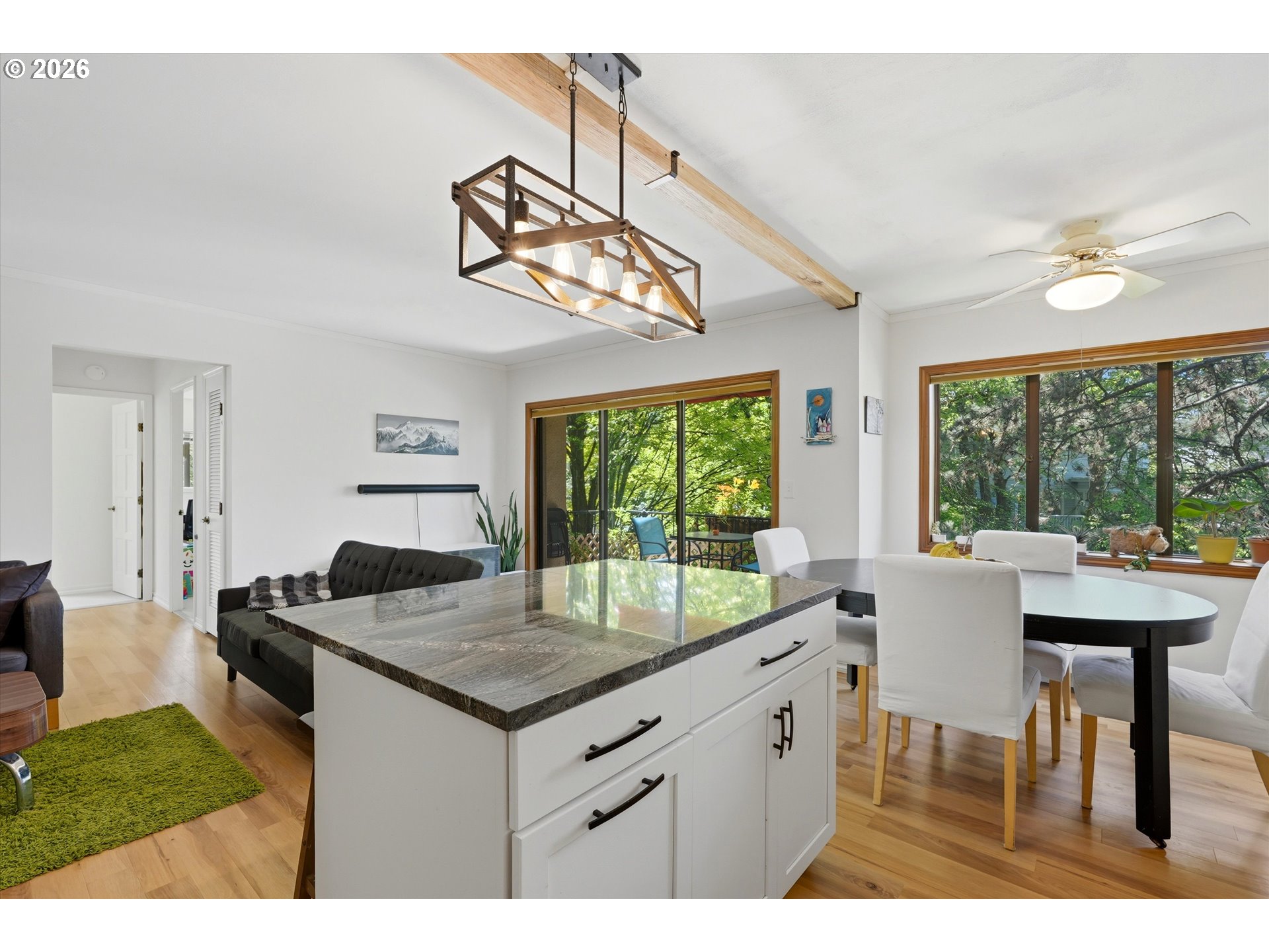 2021 Southwest Main Street, Unit 41 Portland, OR 97205 - Photo 11 of 46