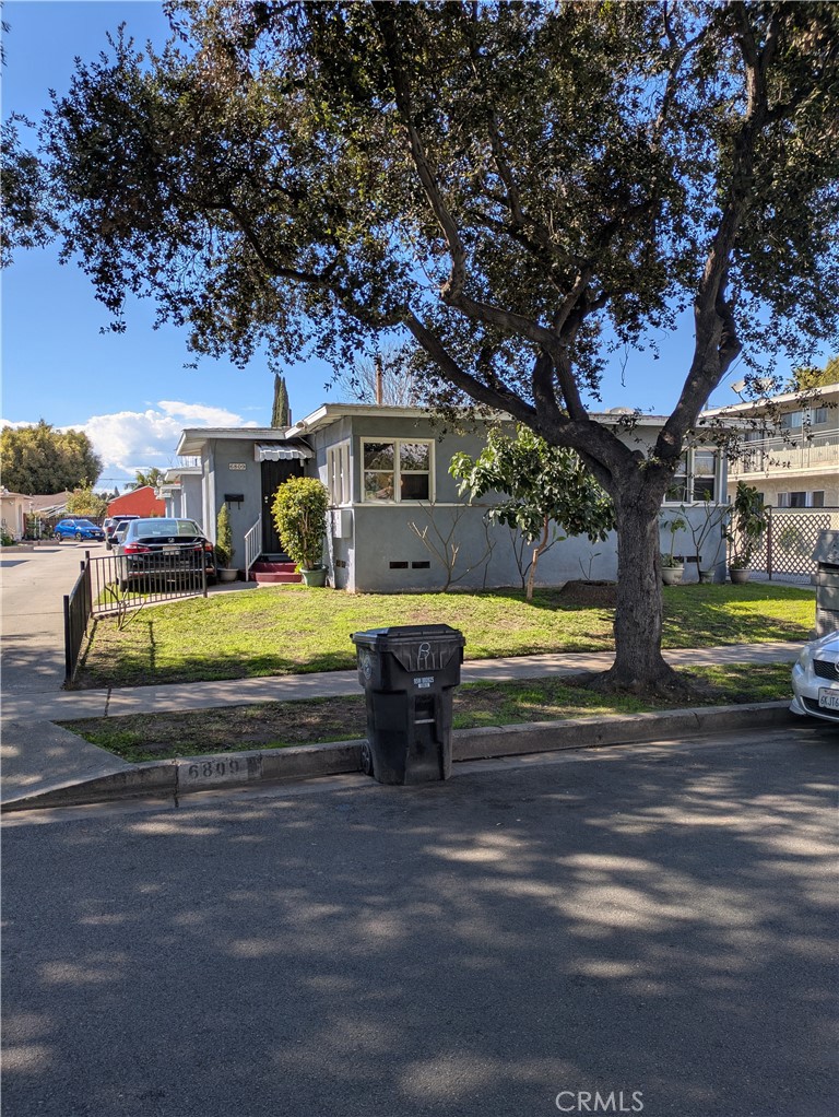 6809 Heliotrope Avenue, Unit 4 Bell, CA 90201 - Photo 1 of 18