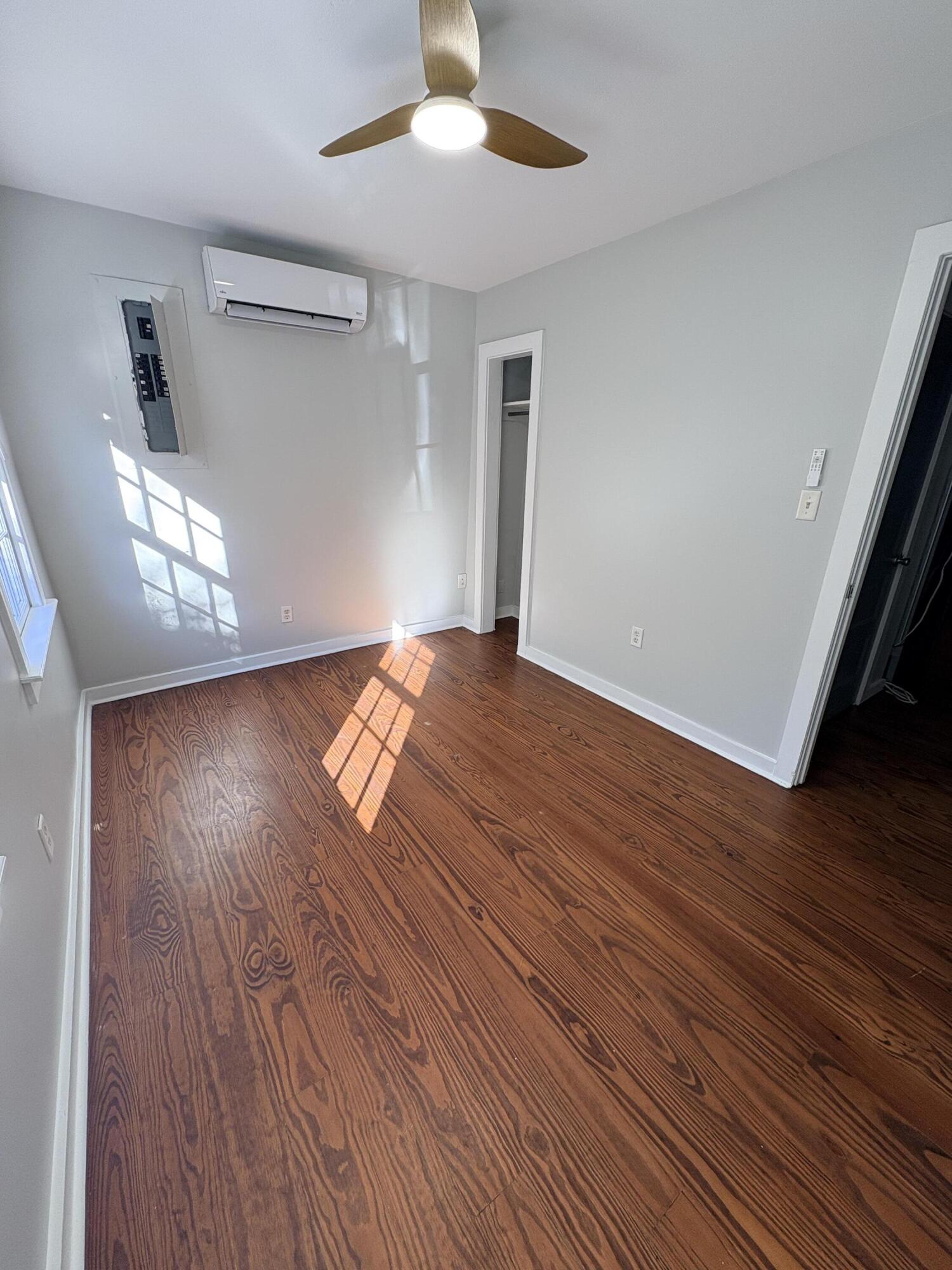 128 Logan Street, Unit A Charleston, SC 29401 - Photo 7 of 12 IMG_0963