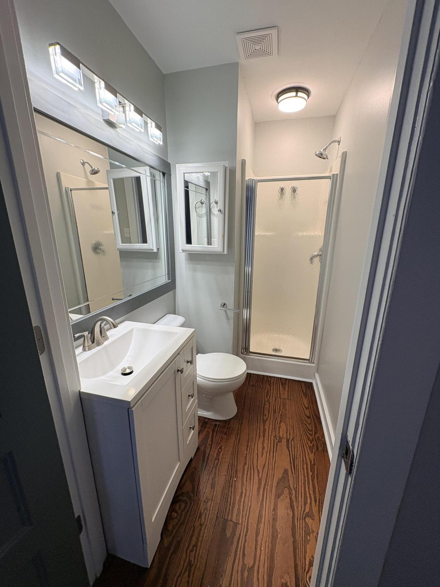 128 Logan Street, Unit A Charleston, SC 29401 - Photo 8 of 12 IMG_0964