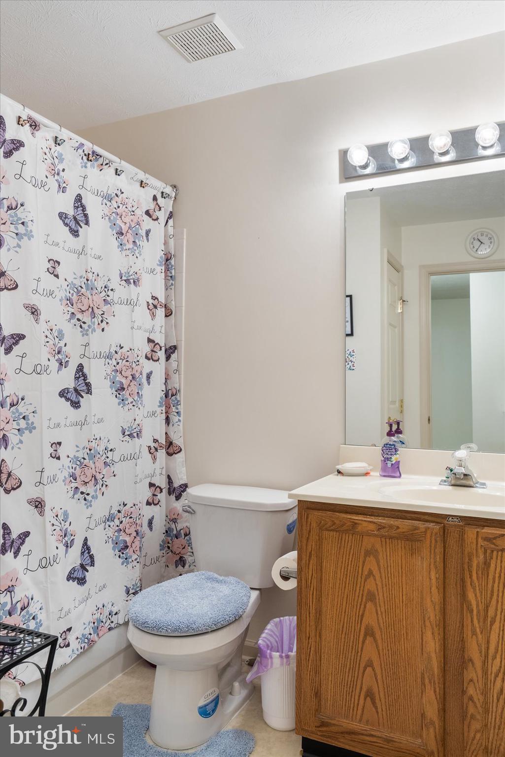 5403 Canonbury Road Rosedale, MD 21237 - Photo 19 of 40 Full Bathroom