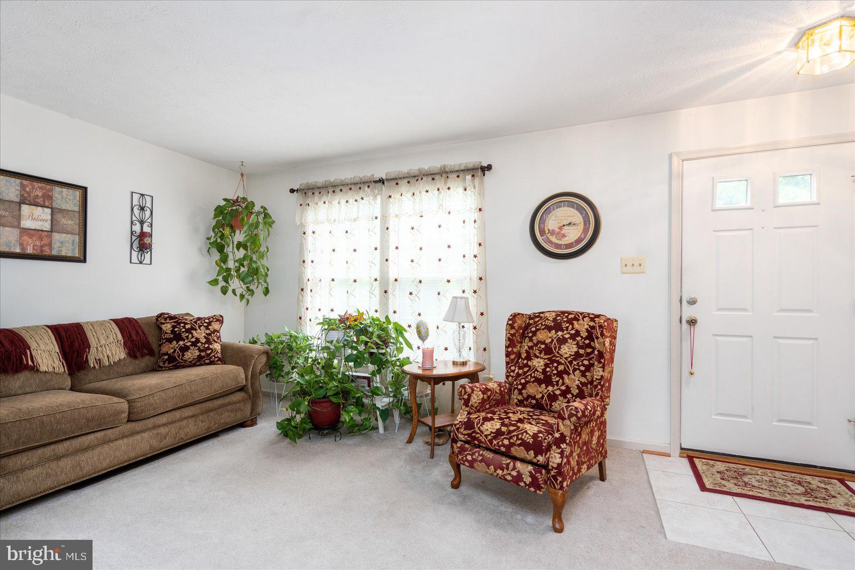 5403 Canonbury Road Rosedale, MD 21237 - Photo 4 of 40 Living Room