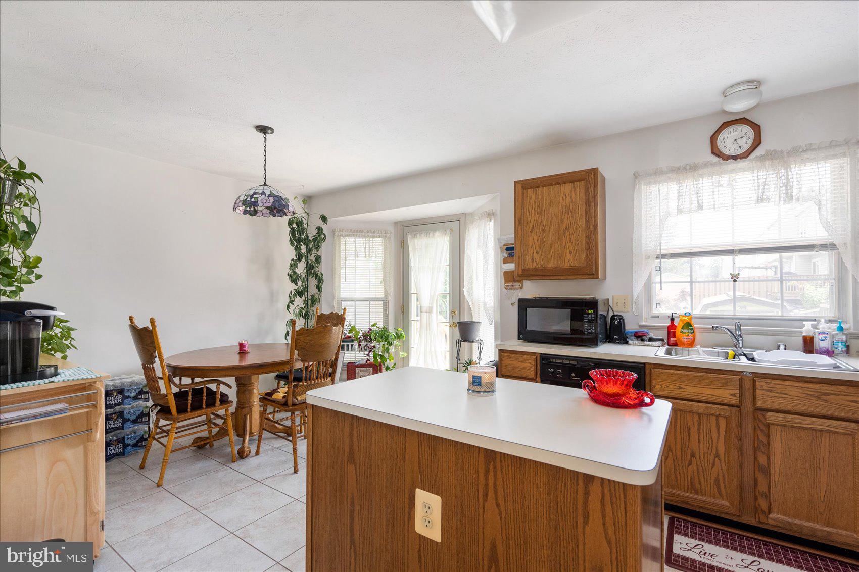 5403 Canonbury Road Rosedale, MD 21237 - Photo 6 of 40 Kitchen With Island