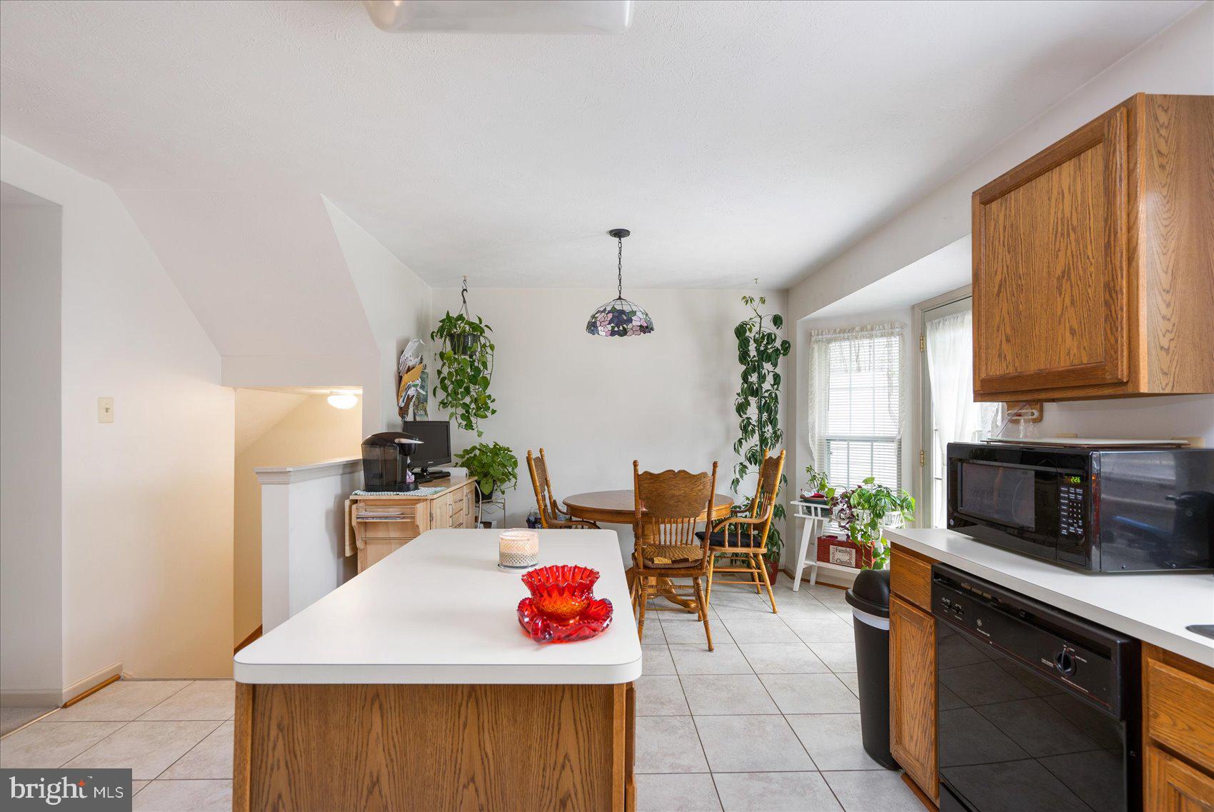 5403 Canonbury Road Rosedale, MD 21237 - Photo 7 of 40 Kitchen