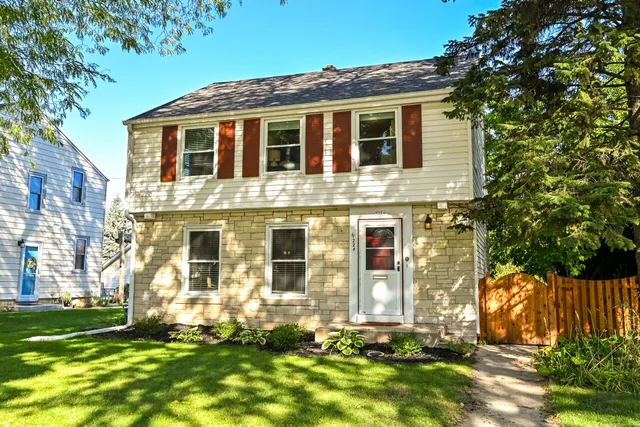 $359,900 | 7224 West Bluemound Road, Wauwatosa, WI 53213