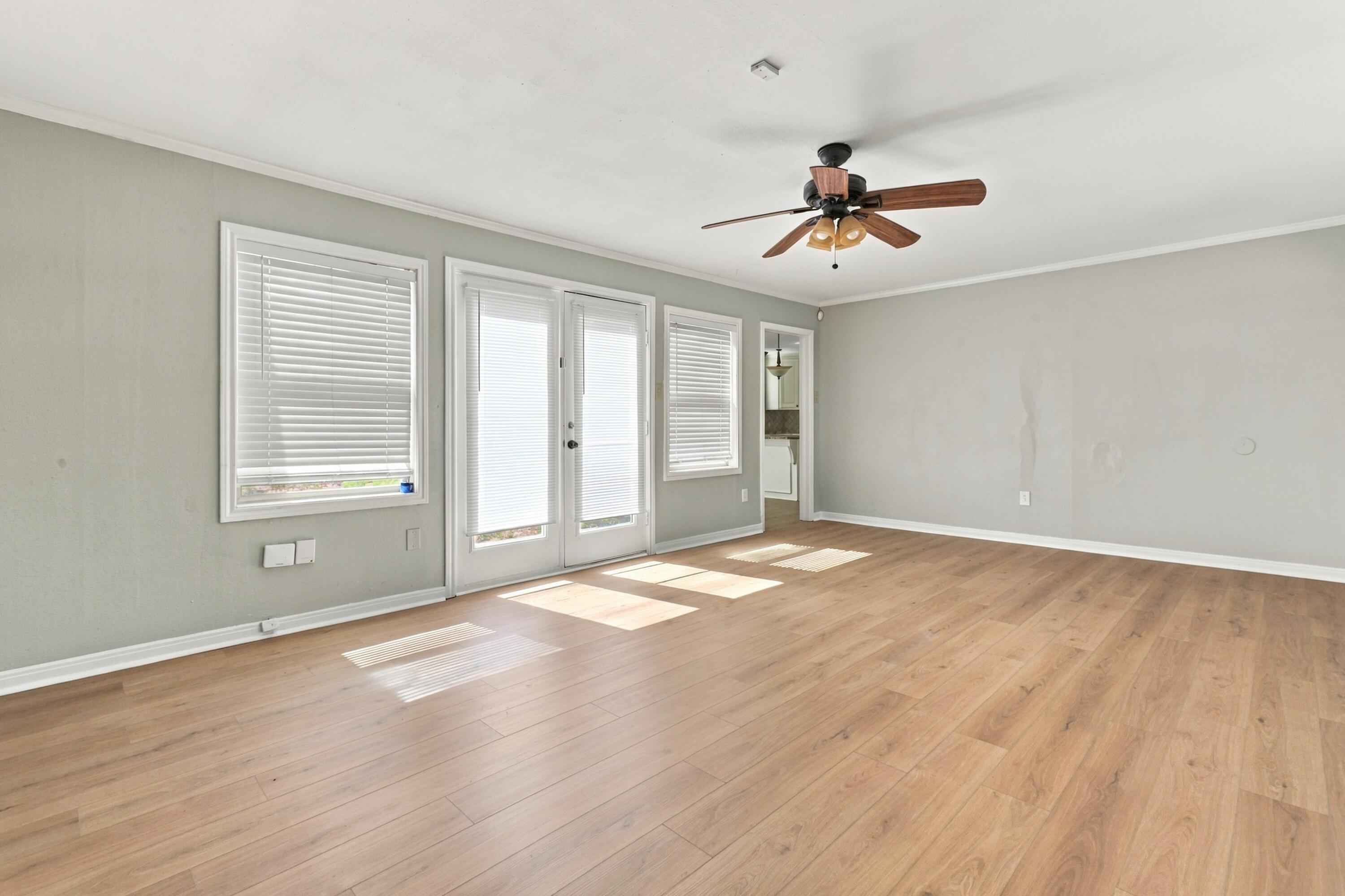 3405 29th Street Lubbock, TX 79410 - Photo 6 of 28 DSC03381