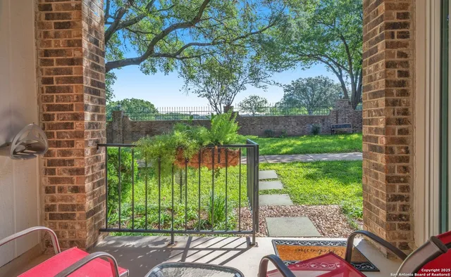 $239,900 | 1819 Babcock Road, Unit 605, San Antonio, TX 78229