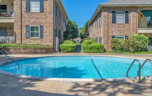 $239,900 | 1819 Babcock Road, Unit 605, San Antonio, TX 78229