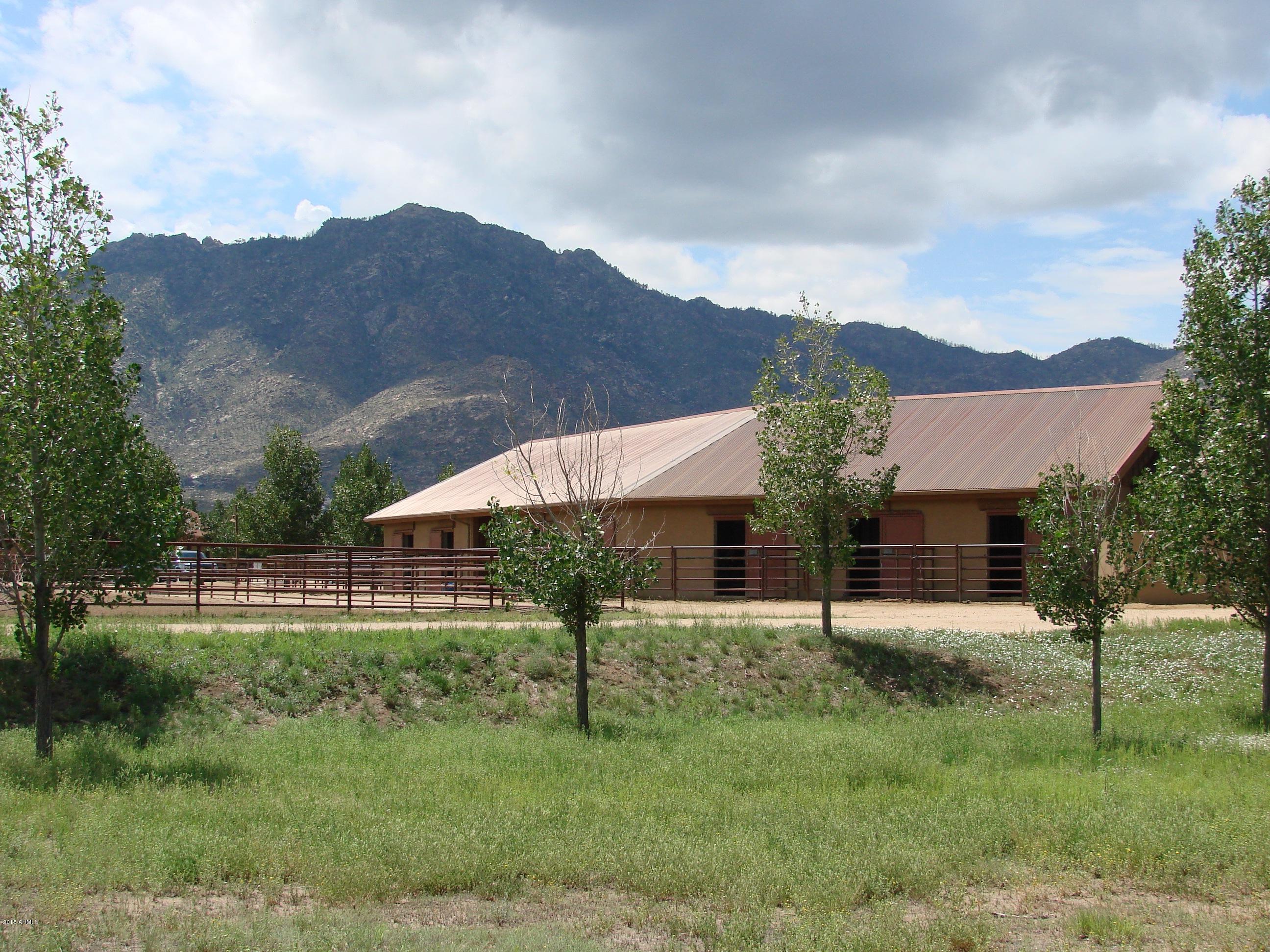 9310 North Callahan Road, Unit LOT 99 Prescott, AZ 86305 - Photo 14 of 25 Barn and Turnouts