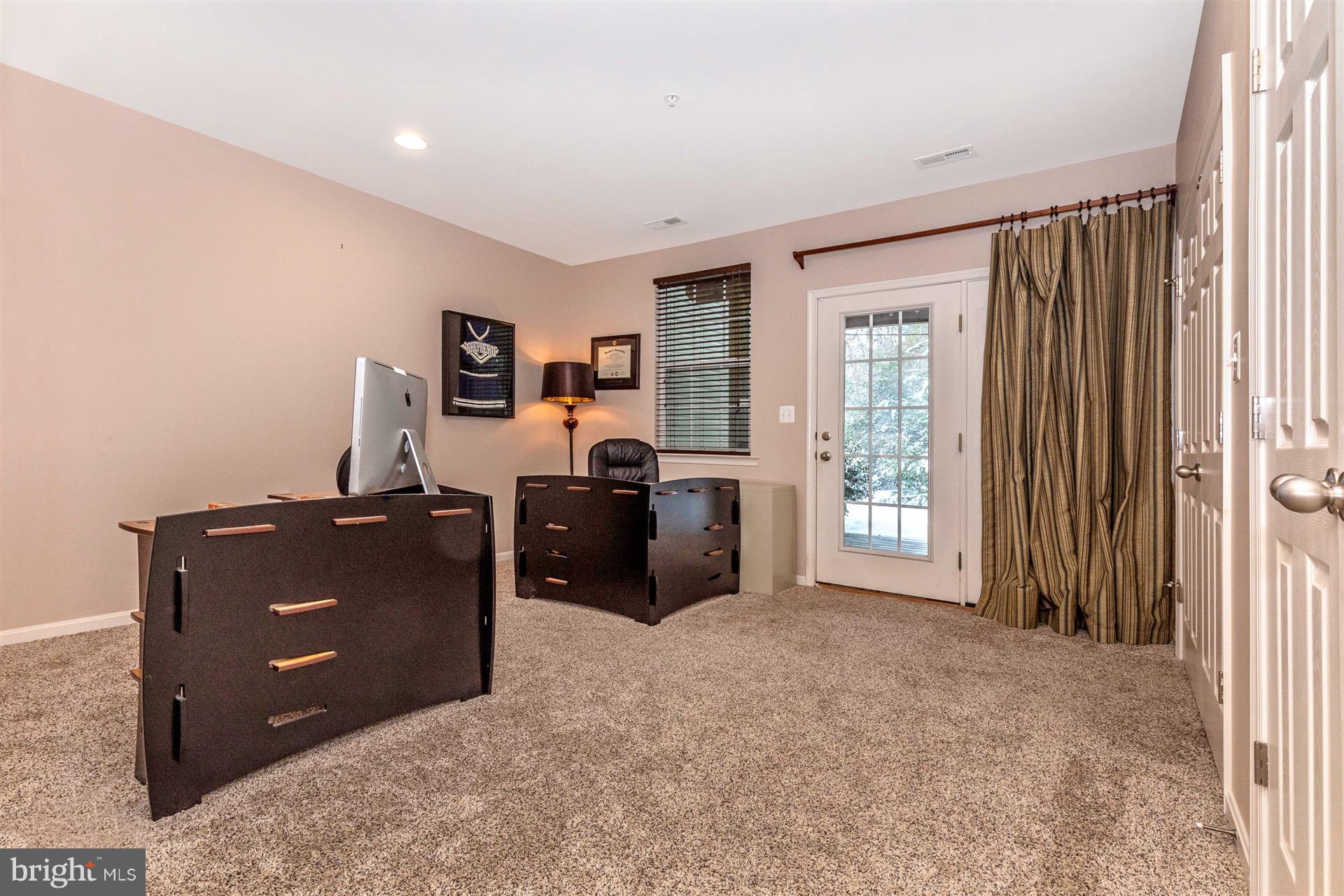 613 Amberfield Road Frederick, MD 21703 - Photo 10 of 51