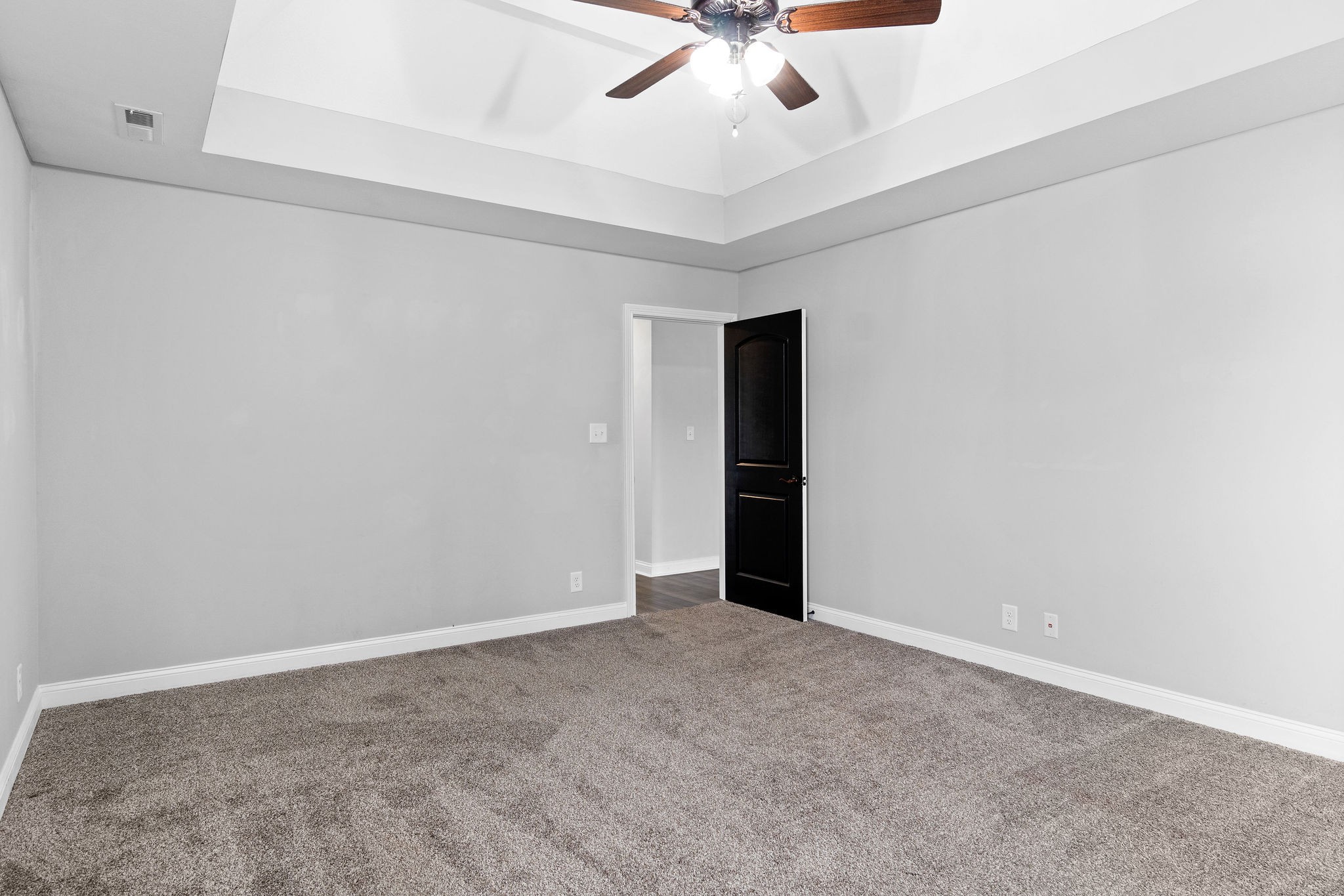 1040 Rushmore Road Clarksville, TN 37042 - Photo 17 of 30 Gallery Image 17