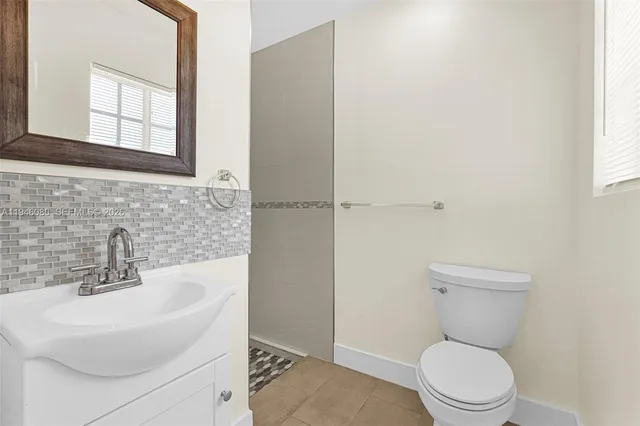 $5,300 | 5781 Southwest 25th Street, Miami, FL 33155