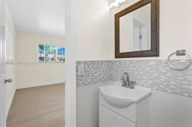 $5,300 | 5781 Southwest 25th Street, Miami, FL 33155