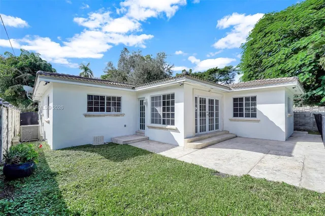 $5,300 | 5781 Southwest 25th Street, Miami, FL 33155