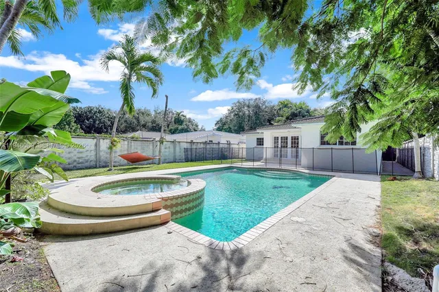 $5,300 | 5781 Southwest 25th Street, Miami, FL 33155