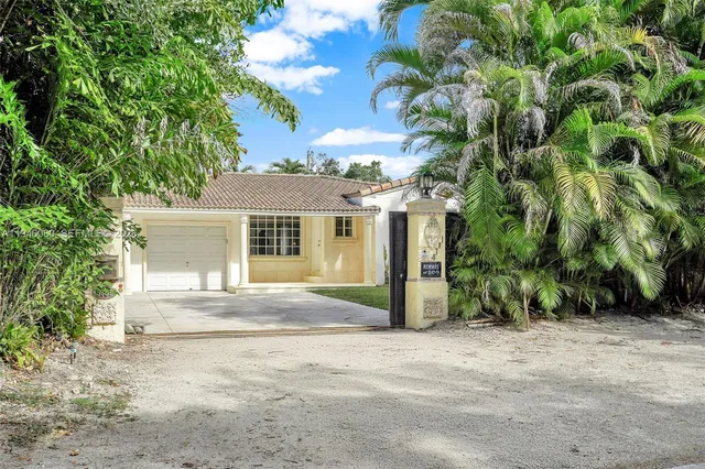 $5,300 | 5781 Southwest 25th Street, Miami, FL 33155