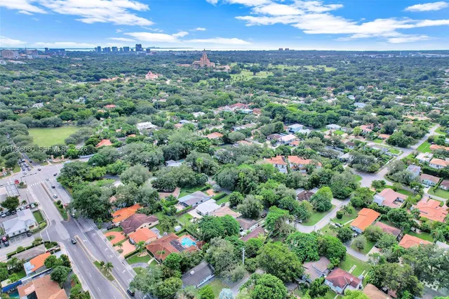 $5,300 | 5781 Southwest 25th Street, Miami, FL 33155