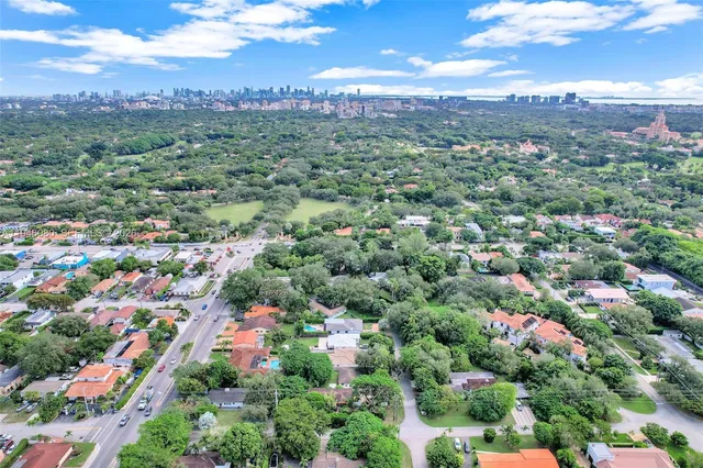 $5,300 | 5781 Southwest 25th Street, Miami, FL 33155