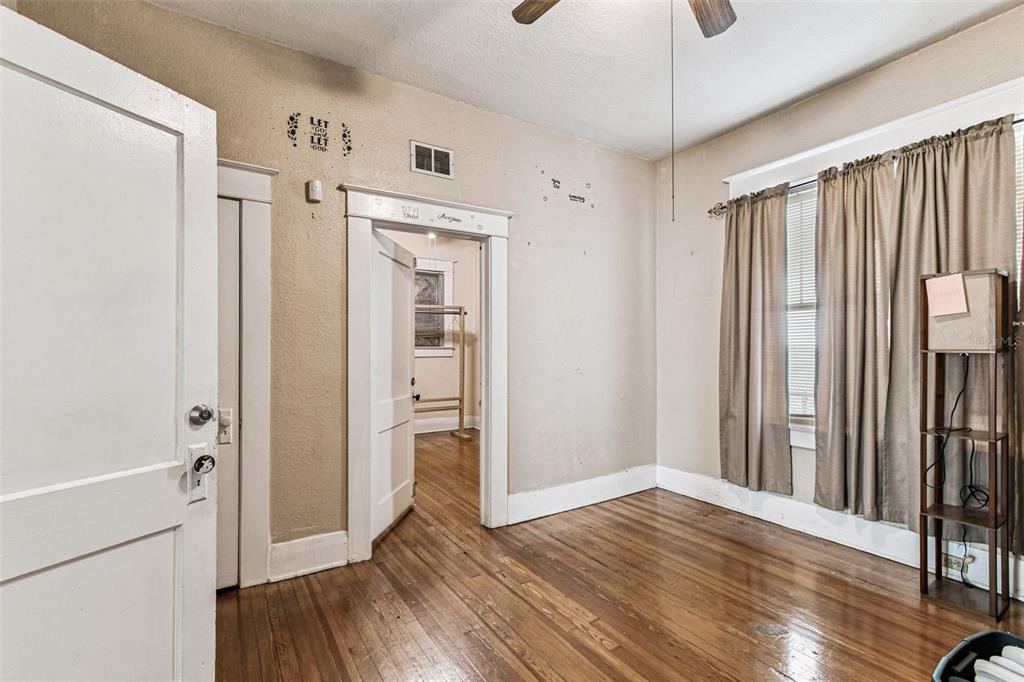 1808 North Tampania Avenue Tampa, FL 33607 - Photo 11 of 26