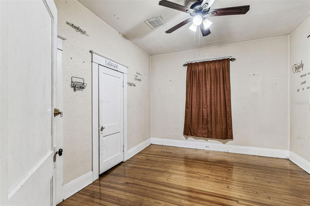 1808 North Tampania Avenue Tampa, FL 33607 - Photo 7 of 26