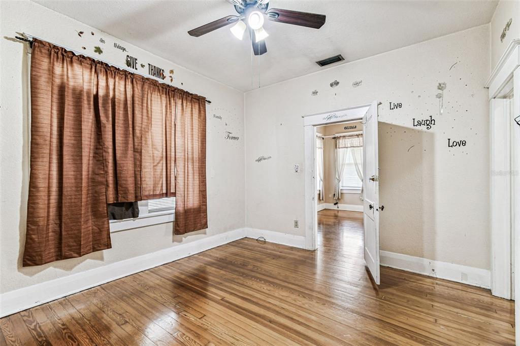 1808 North Tampania Avenue Tampa, FL 33607 - Photo 8 of 26